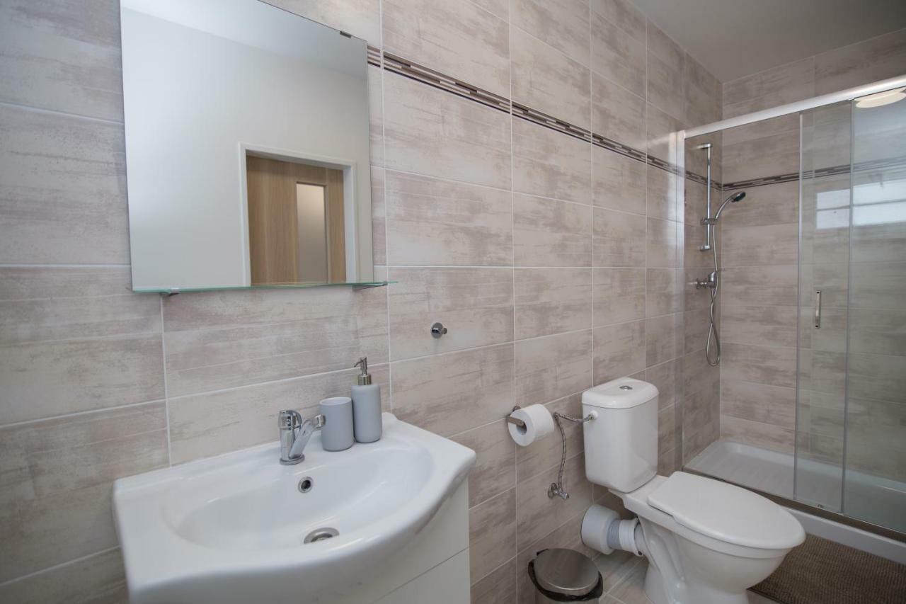 Apartment Dana Hostka  Экстерьер фото